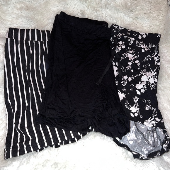 ASOS Bundle of Shorts - Picture 3 of 14